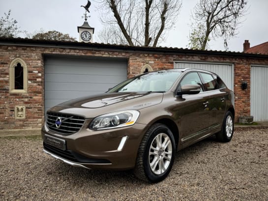 A 2014 VOLVO XC60 2.0 D4 SE Lux Nav