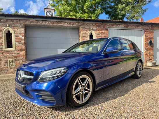A 2019 MERCEDES-BENZ C CLASS 2.0 C220d AMG Line