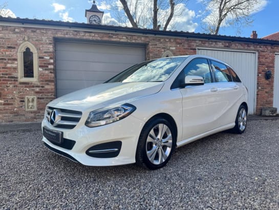 A 2016 MERCEDES-BENZ B CLASS 1.5 B180d Sport