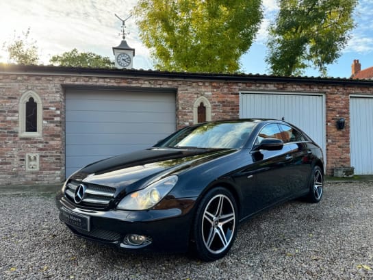 A 2009 MERCEDES-BENZ CLS 3.0 CLS350 CDI Grand Edition