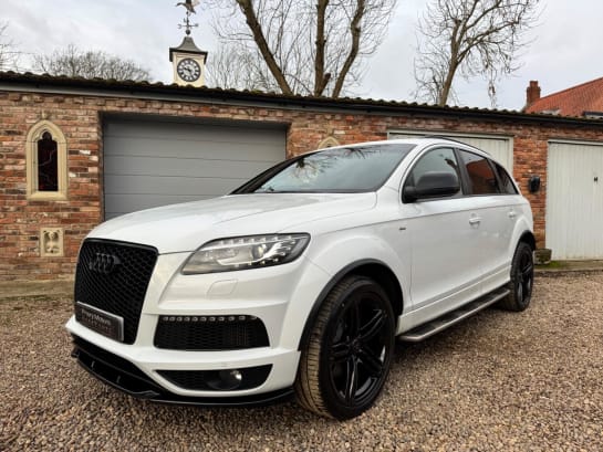 A 2014 AUDI Q7 3.0 TDI V6 S line Plus