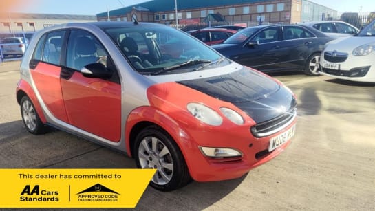 A 2006 SMART FORFOUR COOLSTYLE RHD (64BHP)