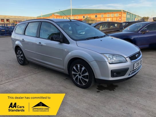 A null FORD FOCUS 1.6 Ghia Estate 5dr Petrol Manual (161 g/km, 99 bhp) FULL SERVICE HISTORY