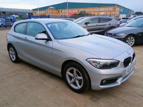 A null BMW 1 SERIES 2.0 118d SE Hatchback 3dr Diesel Manual Euro 6 (s/s) (150 ps)