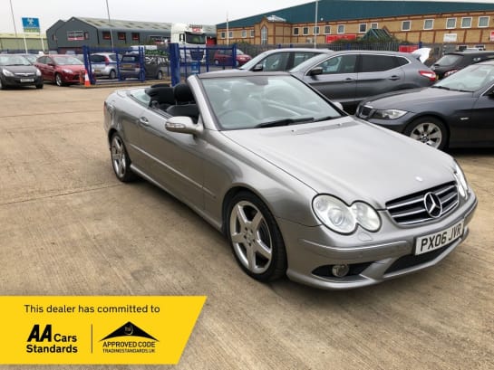 A null MERCEDES-BENZ CLK 3.5 CLK350 Sport Cabriolet 2dr Petrol 7G-Tronic (244 g/km, 272 bhp)