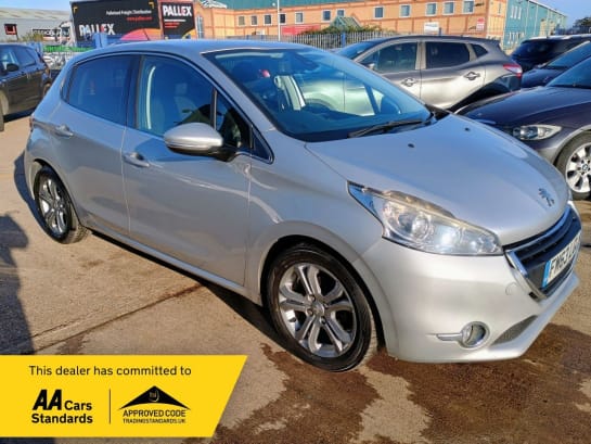 A null PEUGEOT 208 1.4 HDi Allure Hatchback 5dr Diesel Manual Euro 5 (70 ps)