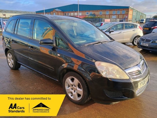 A null VAUXHALL ZAFIRA 1.6 Exclusiv MPV 5dr Petrol Manual Euro 4 (105 ps)