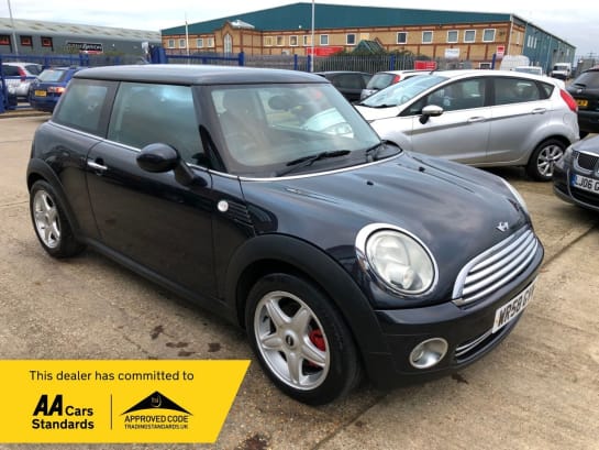 A null MINI HATCH 1.6 Cooper Hatchback 3dr Petrol Manual mot service warranty