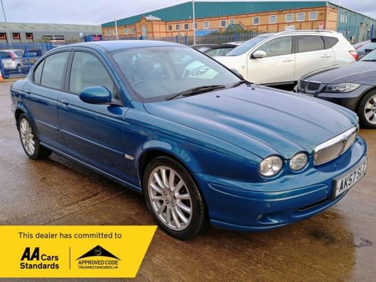 A null JAGUAR X-TYPE 2.0D S Saloon 4dr Diesel Manual (149 g/km, 128 bhp) 12 SERVICE STAMPS