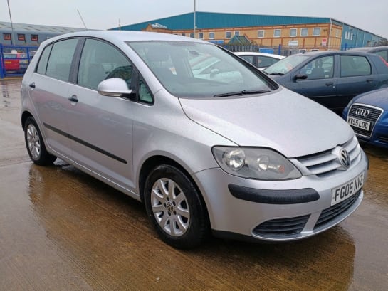 A null VOLKSWAGEN GOLF PLUS 1.6 FSI SE Hatchback 5dr Petrol Manual (171 g/km, 113 bhp)