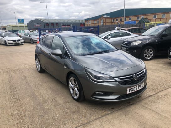 A null VAUXHALL ASTRA 1.6 CDTi BlueInjection SRi Nav Hatchback 5dr Diesel Manual Euro 6 (s/s) (13
