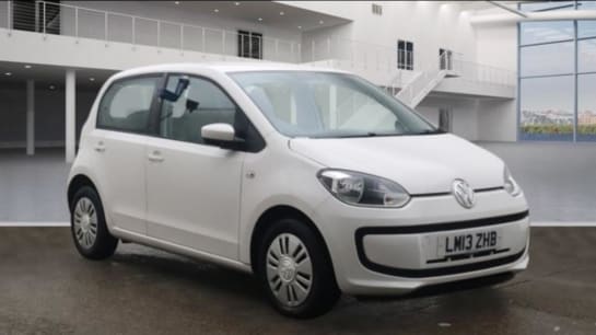 A 2013 VOLKSWAGEN UP MOVE UP