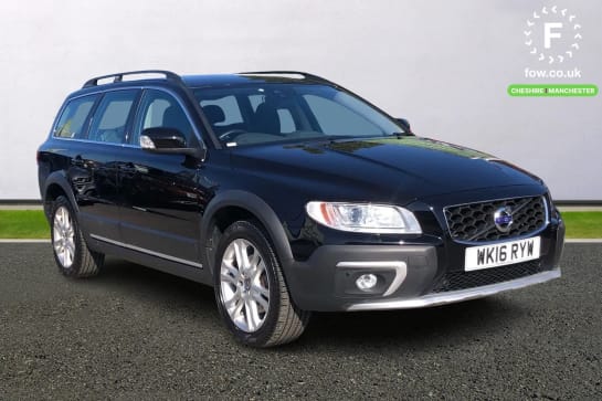 A 2016 VOLVO XC70 D5 [220] SE Lux 5dr AWD Geartronic [Winter Pack with Active Bending Headlamps, Front and rear park assist, Heated Front Seat]