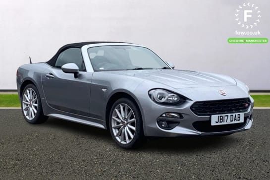 A 2017 FIAT 124 SPIDER 1.4 Multiair Lusso 2dr [ Rear parking camera , Rear parking sensors , Heated seats ]