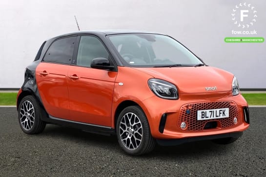 A 2022 SMART FORFOUR 60kW EQ Exclusive 17kWh 5dr Auto [22kWch] [Parking Sensors, Climate Control, Alloy Wheels, Privacy Glass]