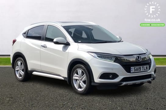 A 2019 HONDA HR-V 1.5 i-VTEC EX CVT 5dr [ Panoramic opening glass roof , Bluetooth hands free telephone connection , Front and rear parking sensors , Rear view camera ]