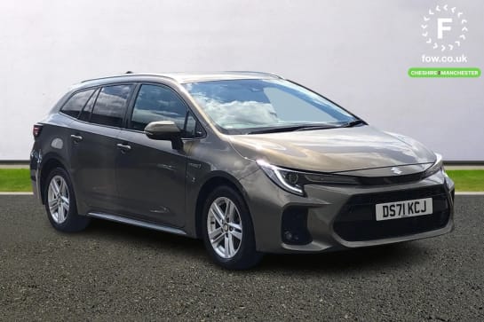 A 2022 SUZUKI SWACE 1.8 Hybrid SZ5 5dr CVT [Lane departure warning system, Rear View Camera, Bi-LED projector headlights, 16" Wheels]