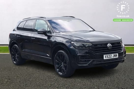 A 2022 VOLKSWAGEN TOUAREG 3.0 V6 TSI 4Motion Black Edition 5dr Tip Auto [Panoramic Roof, Navigation, Parking Sensors, Climate Control, Leather Trim, 21" Alloy Wheels]