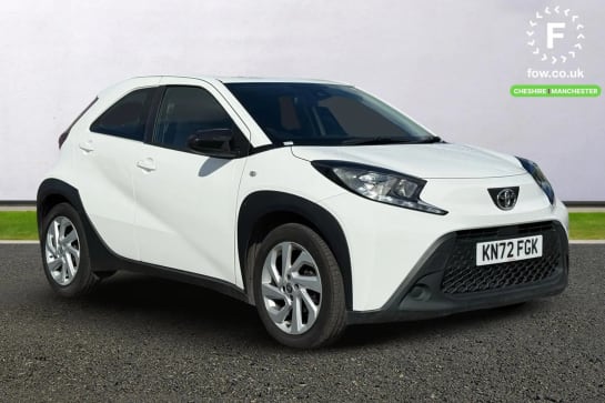A 2022 TOYOTA AYGO X 1.0 VVT-i Pure 5dr [ Bluetooth connectivity , Reversing camera with static guide lines , Pre collision system with emergency steering assist , Toyota