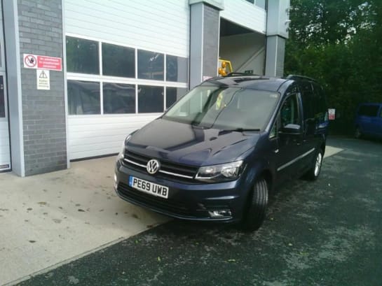 A 2019 VOLKSWAGEN CADDY MAXI LIFE 2.0 TDI 5dr [Black roof rails,Tailgate with heated window and wash wipe,Electric front windows]