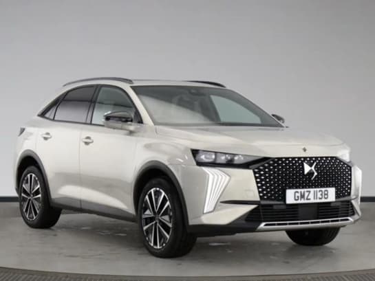 A 2025 DS DS 7 CROSSBACK 1.5 BlueHDi Pallas 5dr EAT8 [ 180 vision reversing camera , Wireless charging for smartphone + Two front USB-C ports , 19" Edinburgh diamond-cut alloy