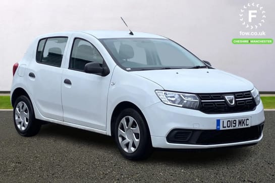 A 2019 DACIA SANDERO 1.0 SCe Essential 5dr [Cerite cloth upholstery,Electric front windows + drivers one touch]