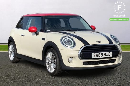 A 2018 MINI HATCH 1.5 Cooper II 3dr [Chili Pack] rear Park Distance Control, Privacy Glass, Roof & Mirror Caps In Red]