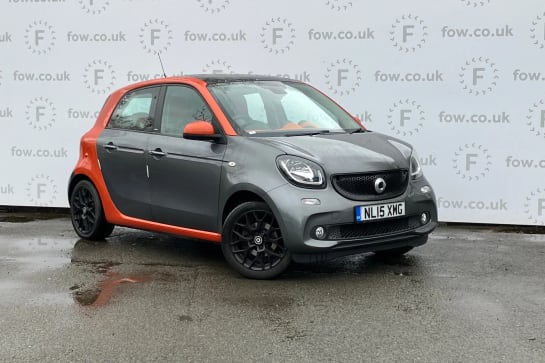 A 2015 SMART FORFOUR 0.9 Turbo Edition 1 5dr [Panoramic Glass Roof, Sat Nav, Reverse Camera, Cruise Control, Bluetooth,  Electric/Heated Door Mirrors]