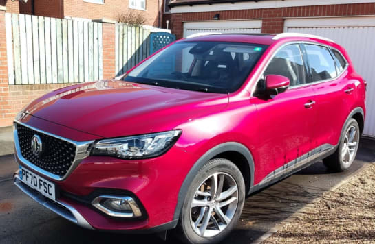 A 2020 MG MOTOR UK HS 1.5 T-GDI Exclusive 5dr DCT [Power tailgate, Rear camera, Adaptive cruise control]