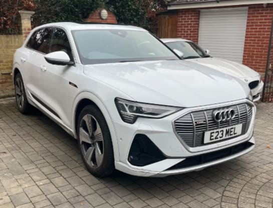 A 2020 AUDI E-TRON 230kW 50 Quattro 71kWh S Line 5dr Auto [ Panoramic glass sunroof , Comfort and Sound Pack , Audi phone box with wireless charging , Parking system plu