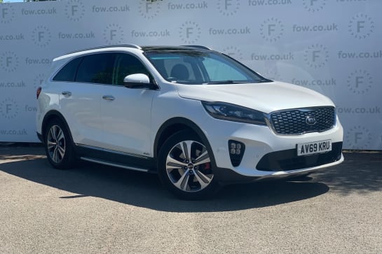 A 2019 KIA SORENTO 2.2 CRDi GT-Line S 5dr Auto [Parallel parking assist with front and rear parking sensors,Lane departure warning system,Harman Kardon Premium audio sys