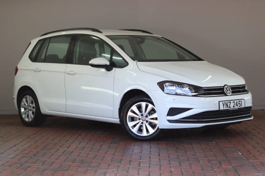 A 2018 VOLKSWAGEN GOLF SV 1.5 TSI EVO 130 SE 5dr [ Front and Rear PDC ]