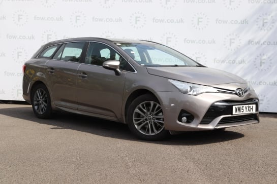 A 2015 TOYOTA AVENSIS 2.0D Business Edition 5dr [Touch 2 Multimedia System, Cruise Control, Reversing Camera, Bluetooth, 8" Colour Display]