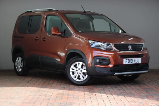 A 2019 PEUGEOT RIFTER 1.2 PureTech Allure 5dr [Safety pack, Visibility pack, Head Up Display]