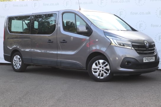 A 2019 RENAULT TRAFIC LL30 ENERGY dCi 120 Sport Nav 9 Seater [Start/Stop System, Xenon Headlights, Radio/CD/MP3, Aux Input, 9 Seats]