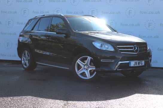 A 2014 MERCEDES-BENZ M CLASS ML350 CDi BlueTEC AMG Sport 5dr Auto [19" Wheels, Easy-pack tailgate, LED daytime running lights]