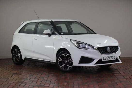 A 2019 MG MOTOR UK MG3 1.5 VTi-TECH Excite 5dr [Remote audio controls on steering wheel,LED headlamps with "follow me home" feature,Reverse parking sensors]