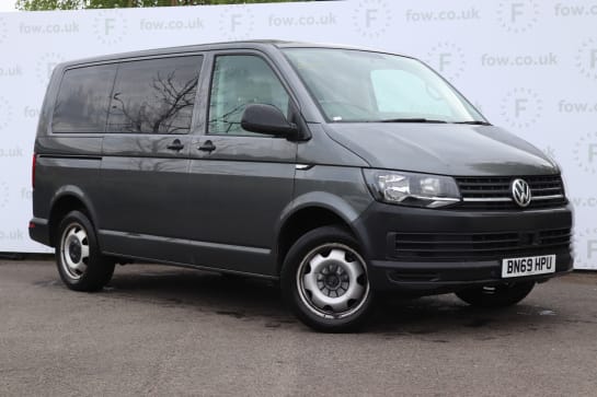 A 2019 VOLKSWAGEN TRANSPORTER SHUTTLE 2.0 TDI BMT 102PS S Minibus [Bluetooth, Air Conditioning, Dab Radio, Large Payload, 8 Seats]