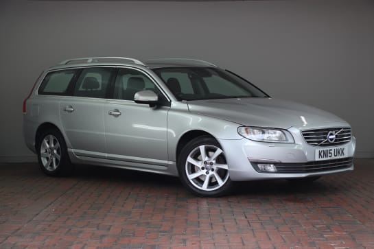 A 2015 VOLVO V70 D3 [136] SE Lux 5dr Geartronic [Rear Park Assist, Active TFT Crystal Display, DAB]
