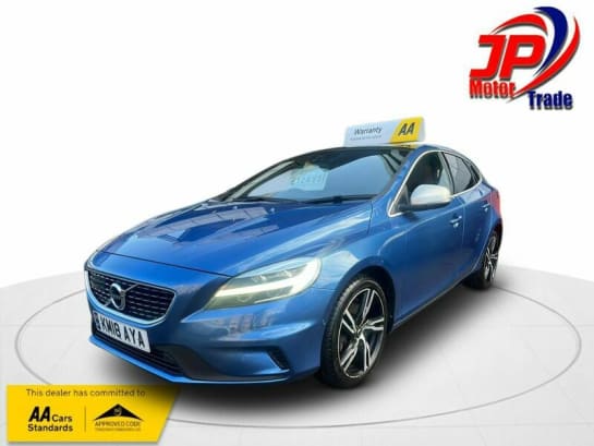 A null VOLVO V40 T2 R-DESIGN PRO