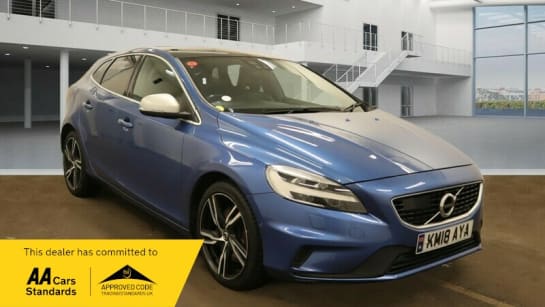 A null VOLVO V40 T2 R-DESIGN PRO