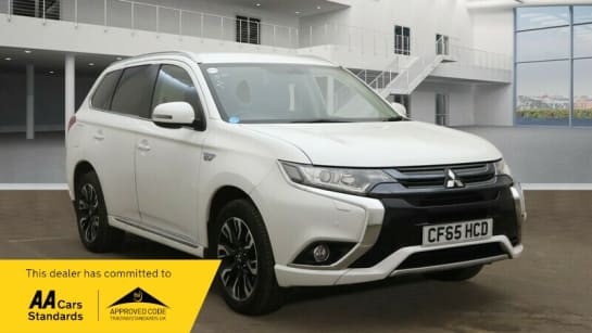 A null MITSUBISHI OUTLANDER PHEV GX 3H PLUS