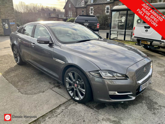 A 2016 JAGUAR XJ 3.0d V6 Portfolio Saloon 4dr Diesel Auto Euro 6 (s/s) (300 ps)