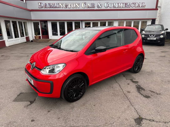A null VOLKSWAGEN UP! 1.0 Move up! Hatchback 3dr Petrol Manual Euro 6 (s/s) (60 ps) only 33,000 m