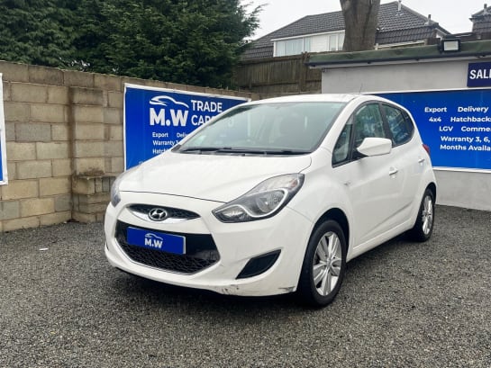 A null HYUNDAI IX20 1.6 Active Auto Euro 5 5dr