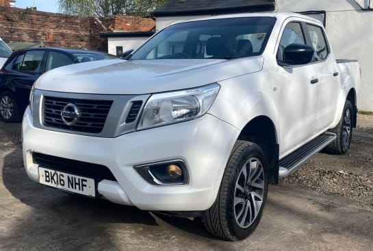 A 2016 NISSAN NP300 NAVARA DCI VISIA 4X4 SHR DCB