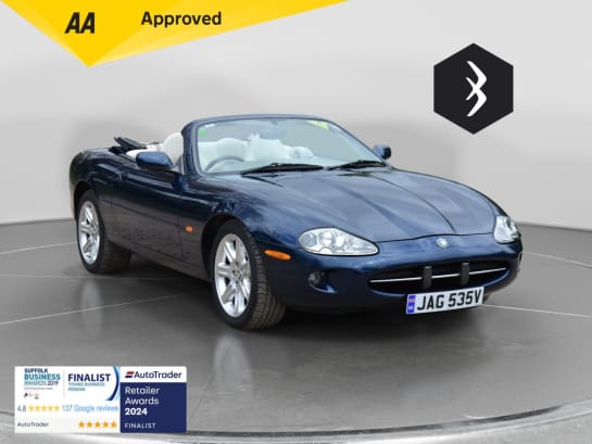 A null JAGUAR XK8 CONVERTIBLE 4.0 Convertible 2dr Petrol Automatic (284 g/km, 290 bhp) ***128 AA POINT CH