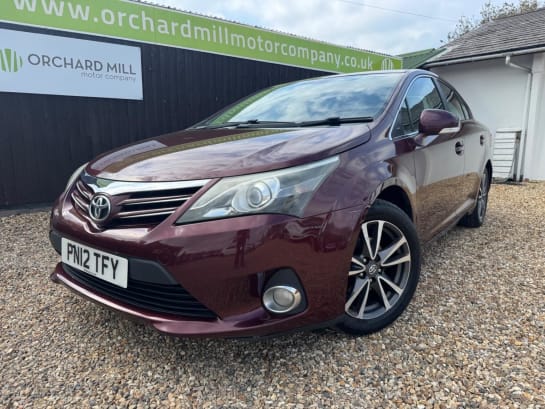A 2012 TOYOTA AVENSIS 1.8 V-Matic TR