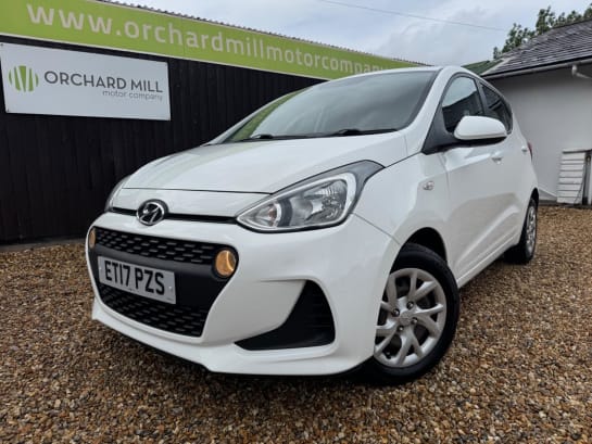 A 2017 HYUNDAI I10 1.0 SE