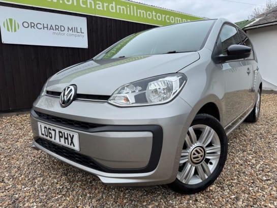 A 2018 VOLKSWAGEN UP 1.0 up! beats